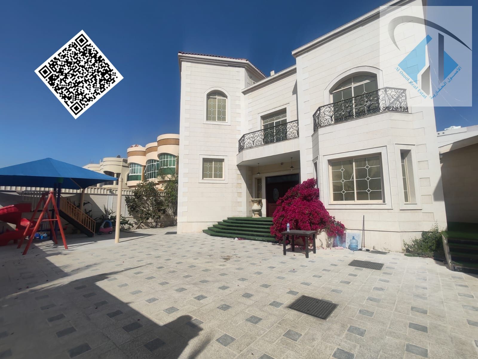 Villa for sale in a wonderful location, freehold for all nationalities, including electricity, water and air conditioning