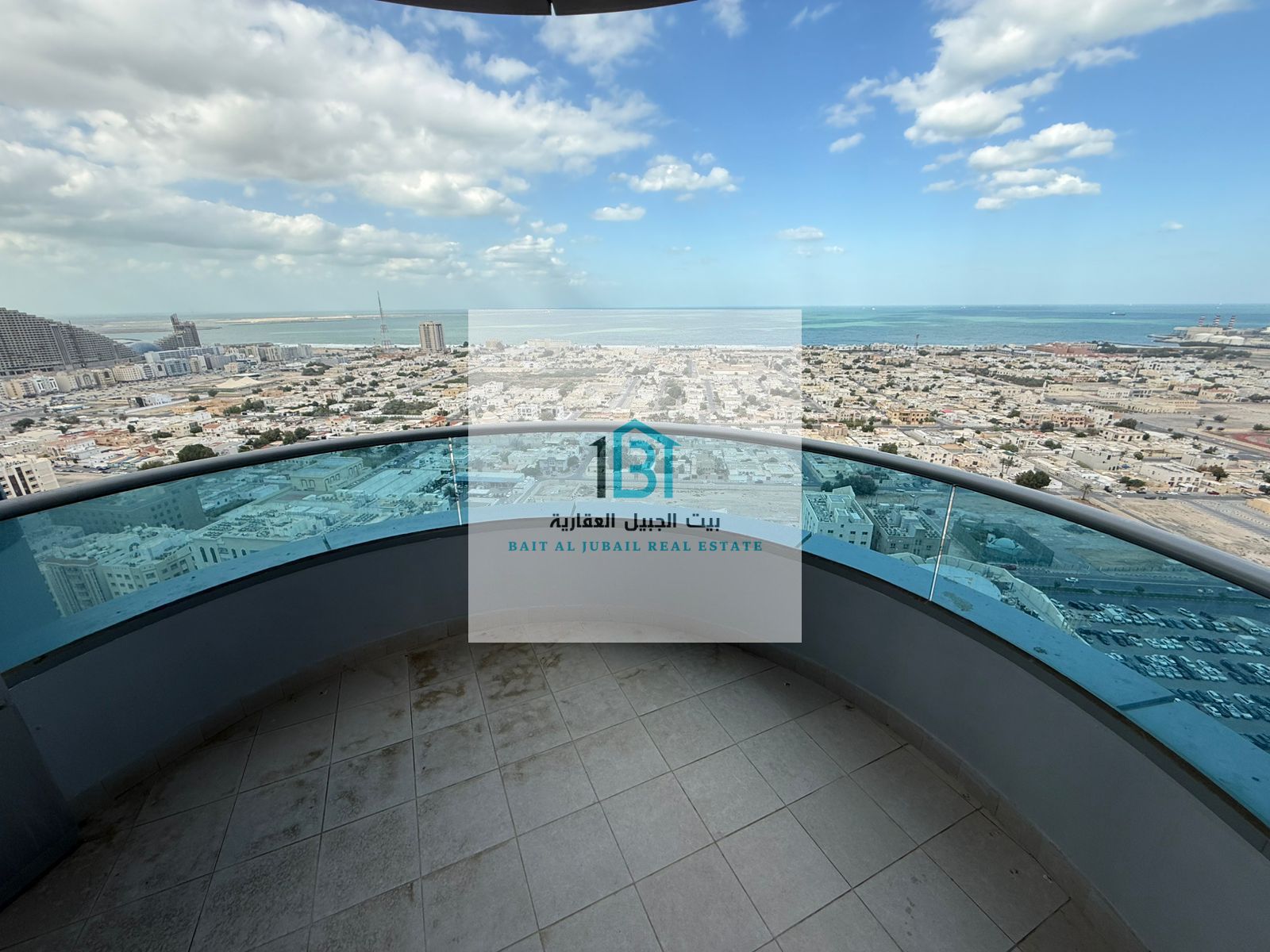 Luxury 3BR Apartment in Blue Tower – Al Khan - Generous layout and Unobstructed open sea view