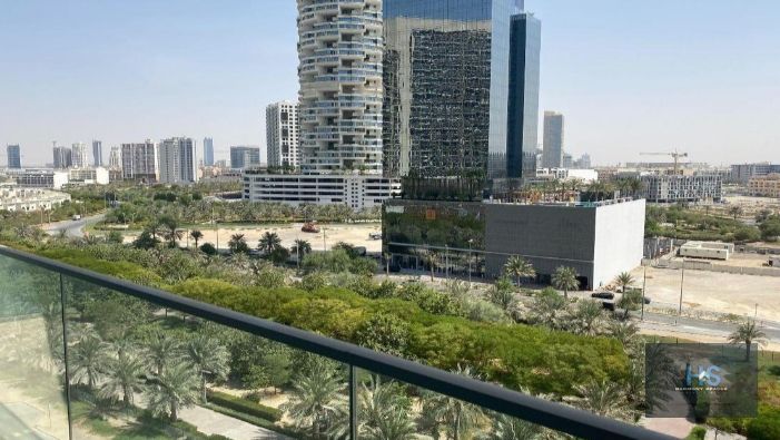 STUNNING | SPACIOUS 1 BEDROOM !