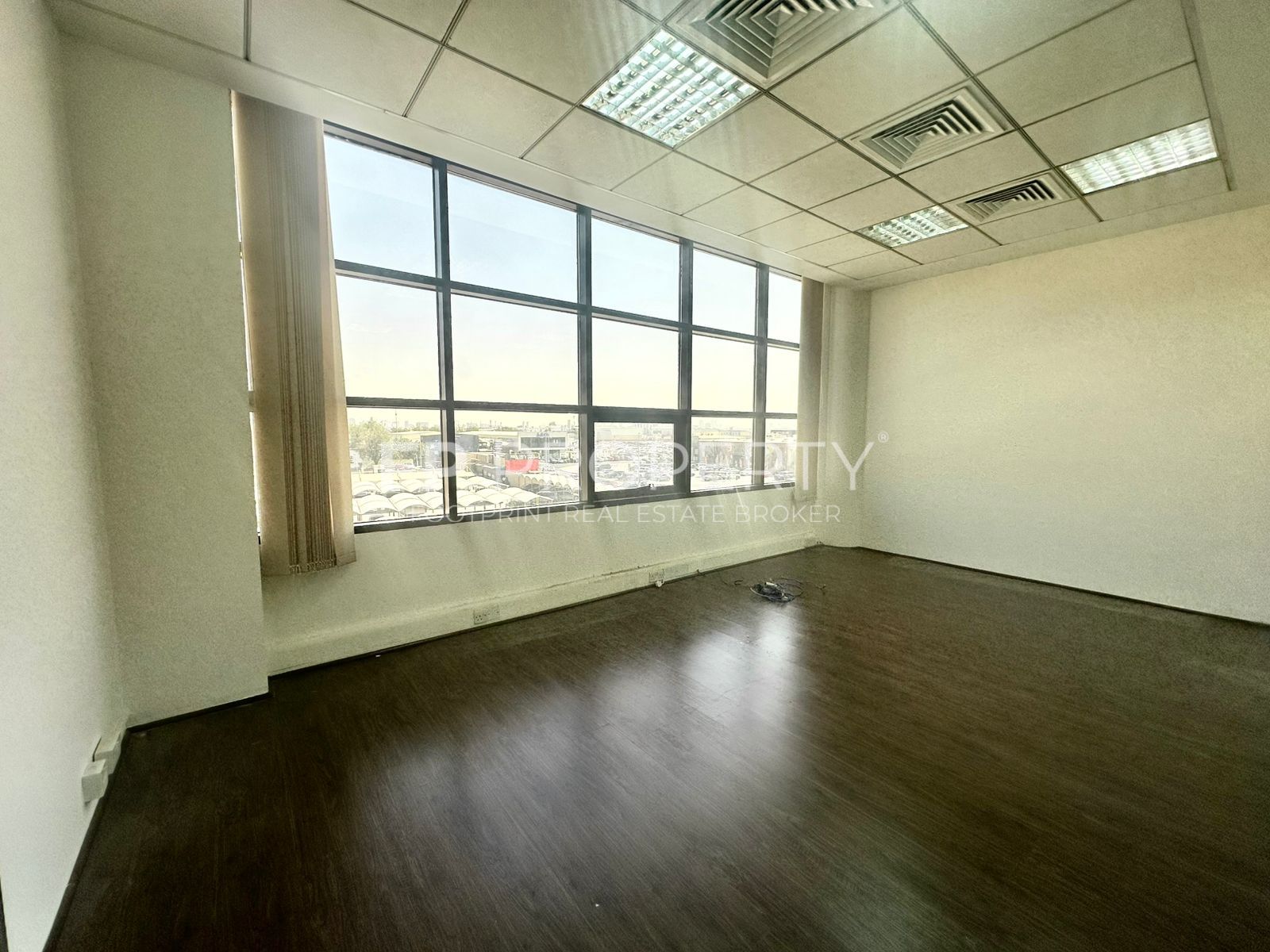 Fully Fitted l| Near to Metro l| Ready to Move in