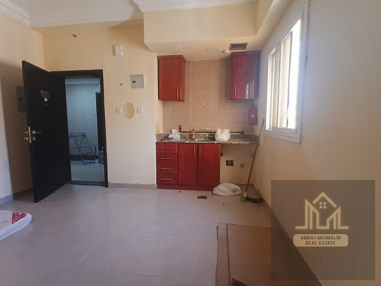 Ready to move apartment available prime location near Galaxy road