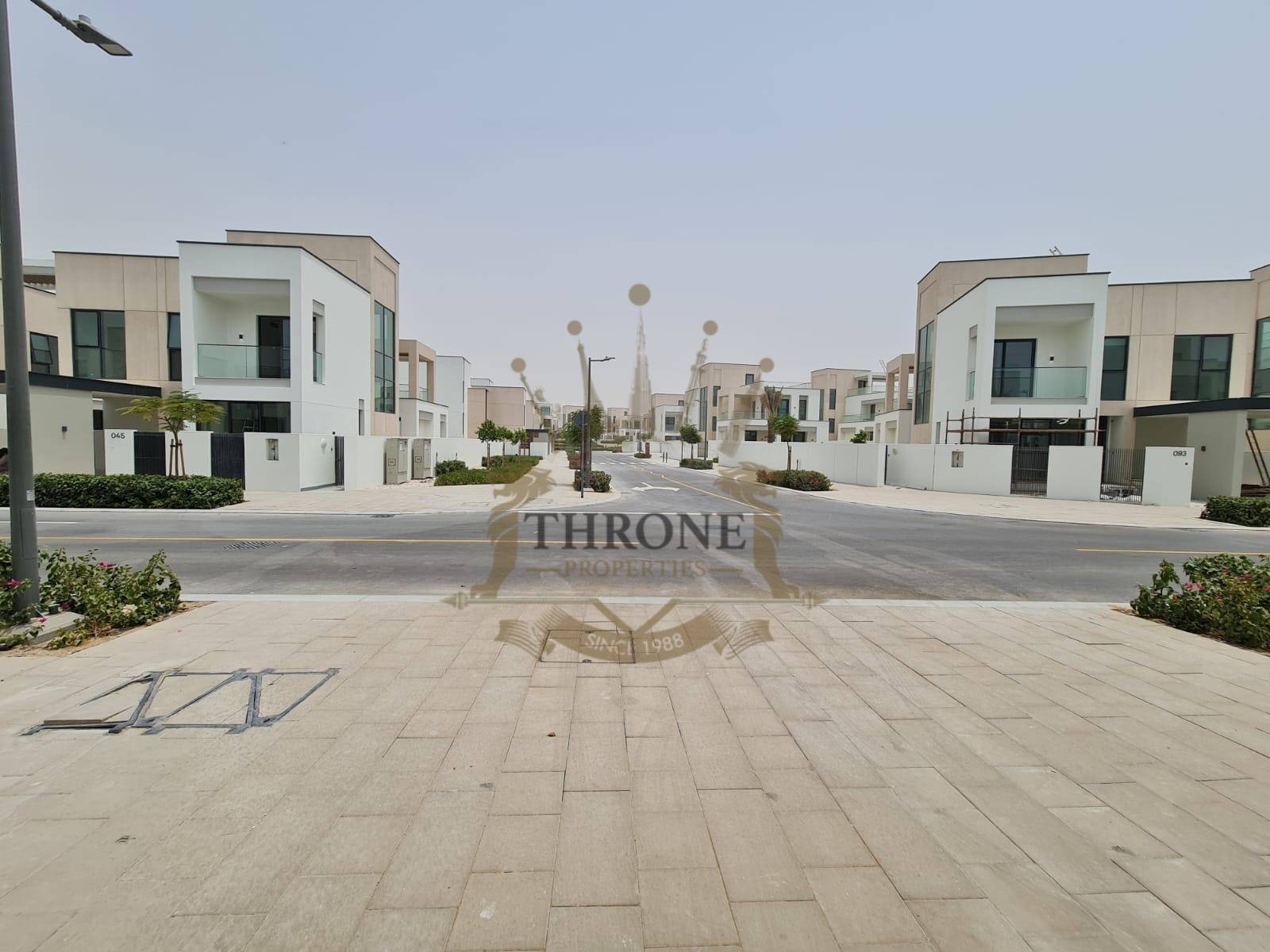 PRIME UNIT | 4BHK | Corner Plot & Landscape View