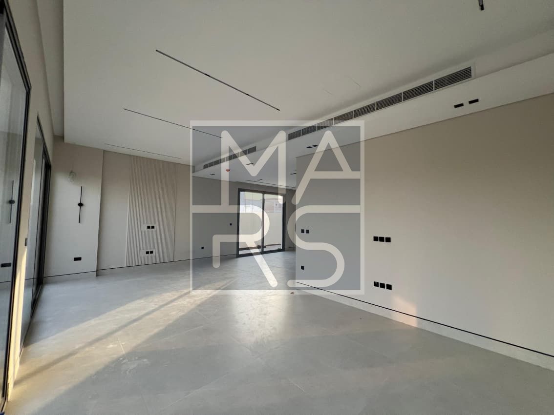 Distinctive Villa in Tilal – Freehold for All Nationalities