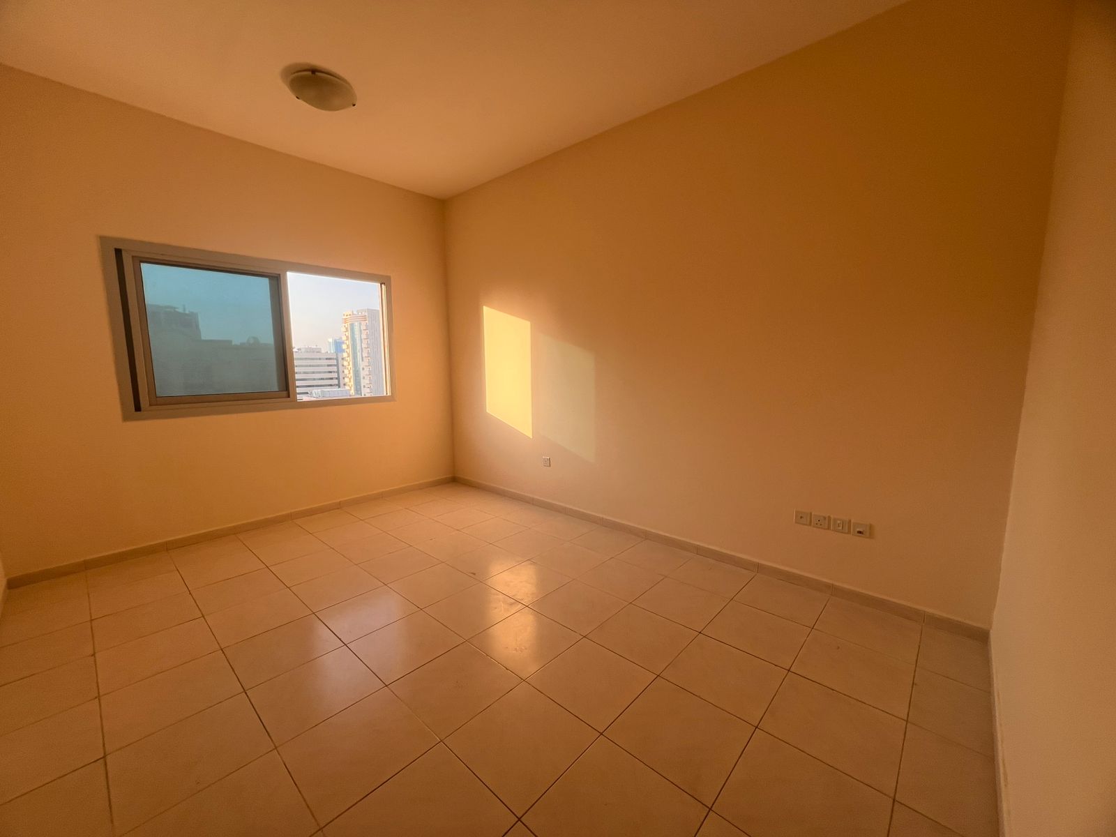 Annual Rent – Spacious Apartment in a Prime Location Comfortable living in a practical layout, close to all essential services Spacious Bedr
