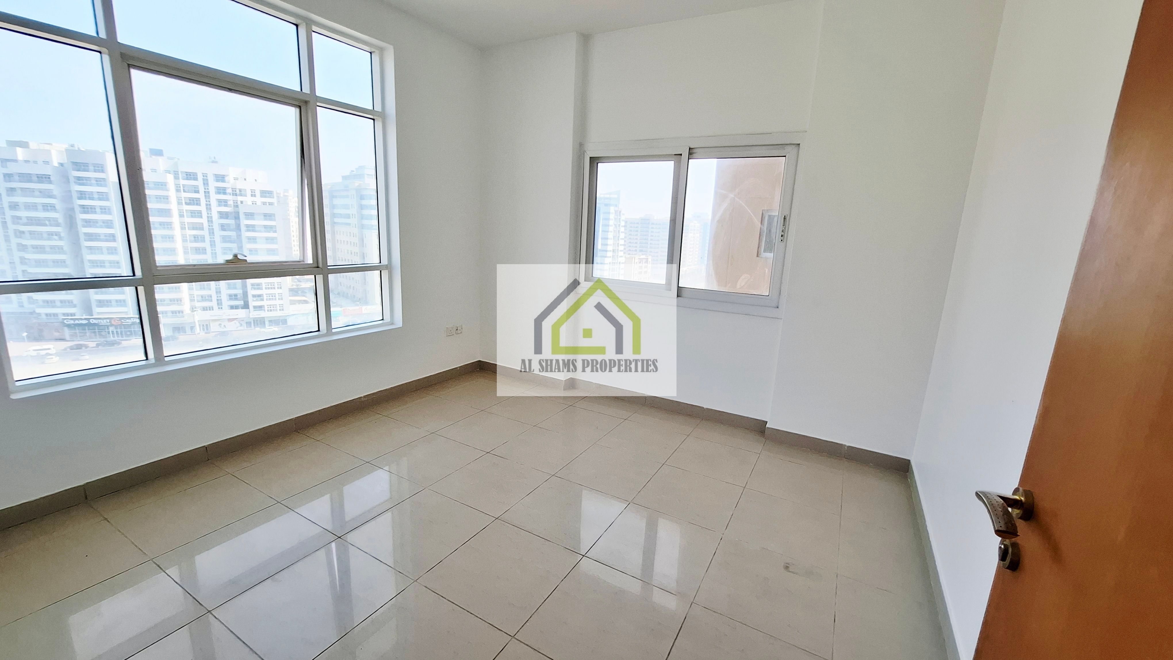 Spacious 2Bedrooms with balcony Dubai Sharjah border