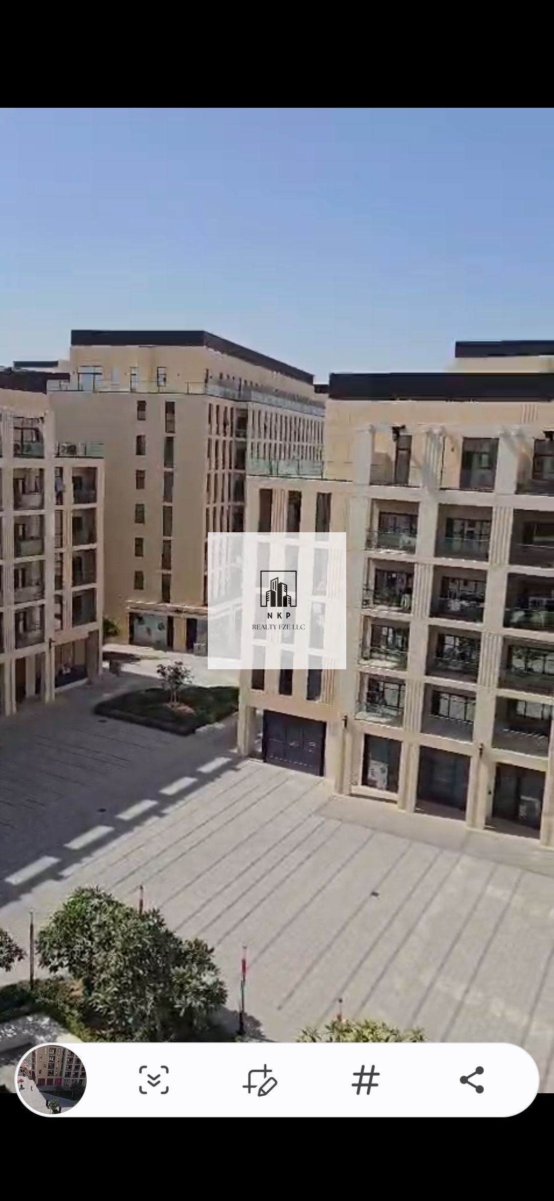 Spacious luxurious 1bhk apartment with 2 bathrooms huge terice