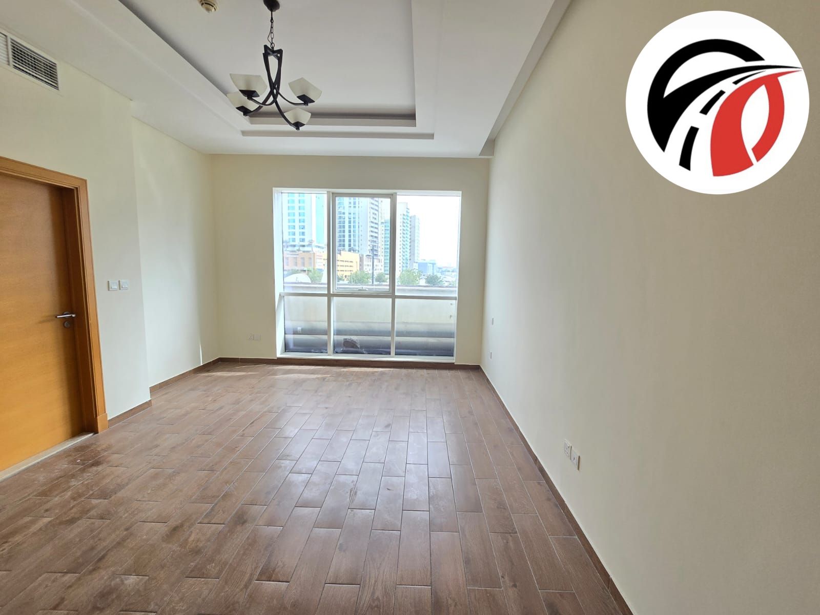 Luxurious 2BR Available For Rent with Full Facilities , chiller free building