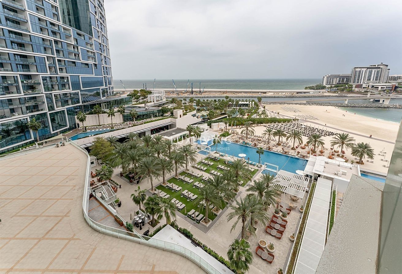 Furnished | Panoramic View | Private Beach Access