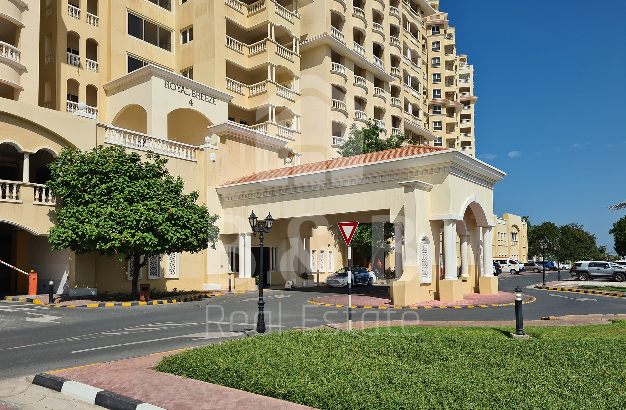 VACANT - Furnished Studio - Lagoon View - Gym