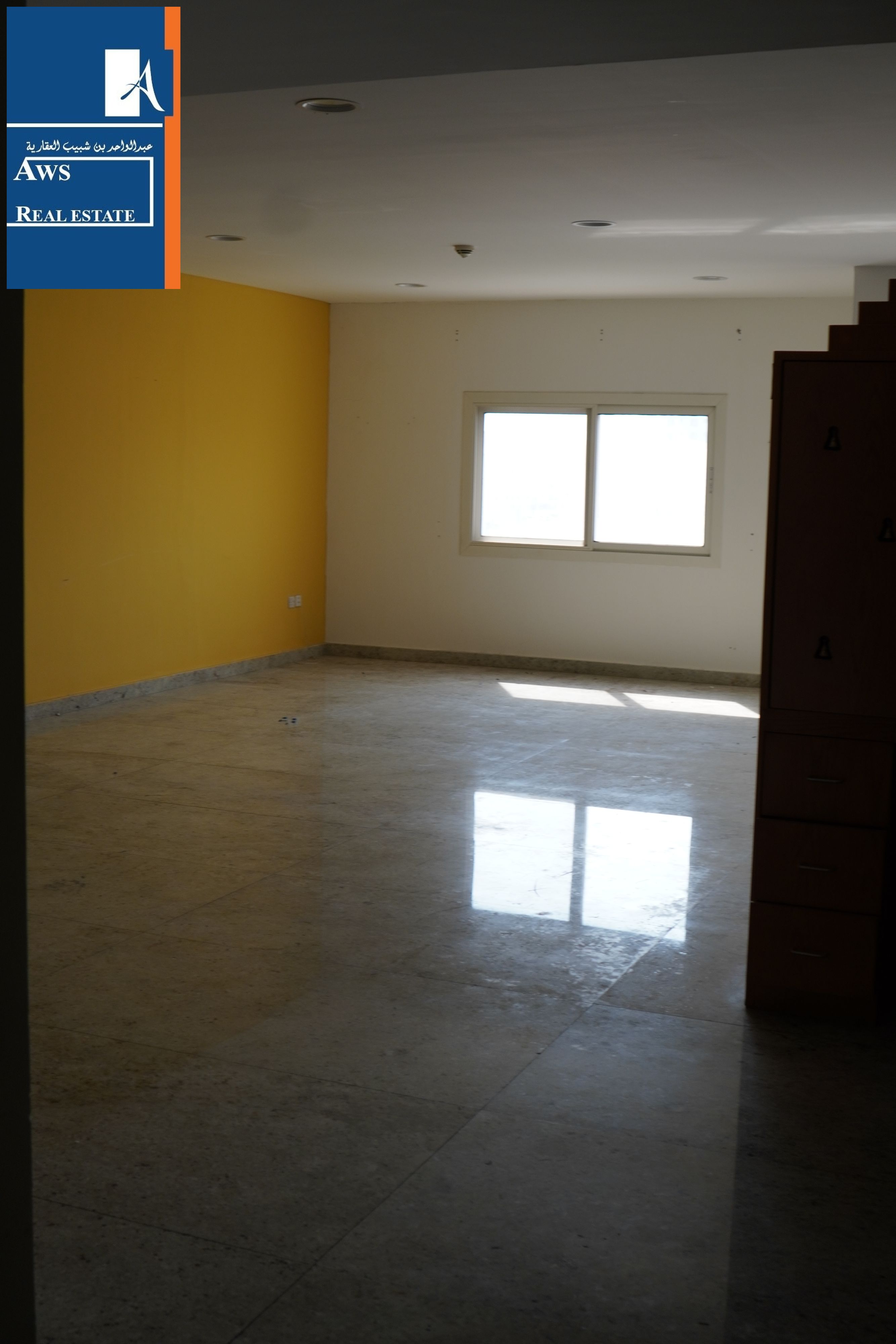 Stylish 2BHK for Family, with Car Park & Equipped Gym