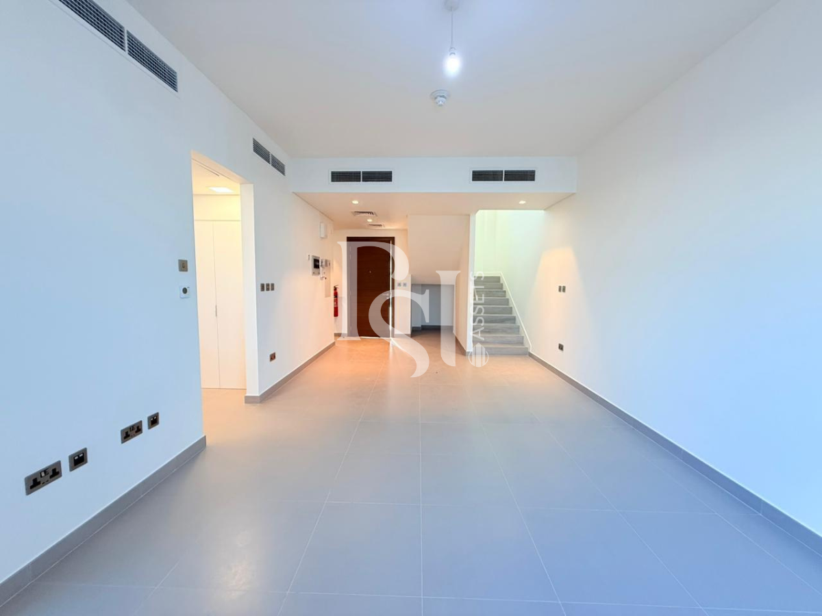 Ready to Move | Negotiable | Maid Room