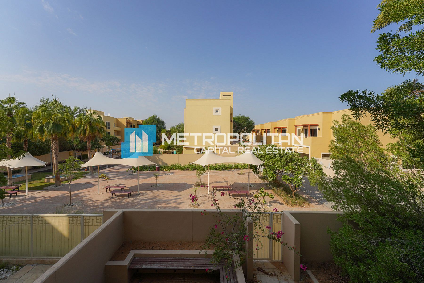Hot Deal | Single Row | Corner Unit | Big Plot