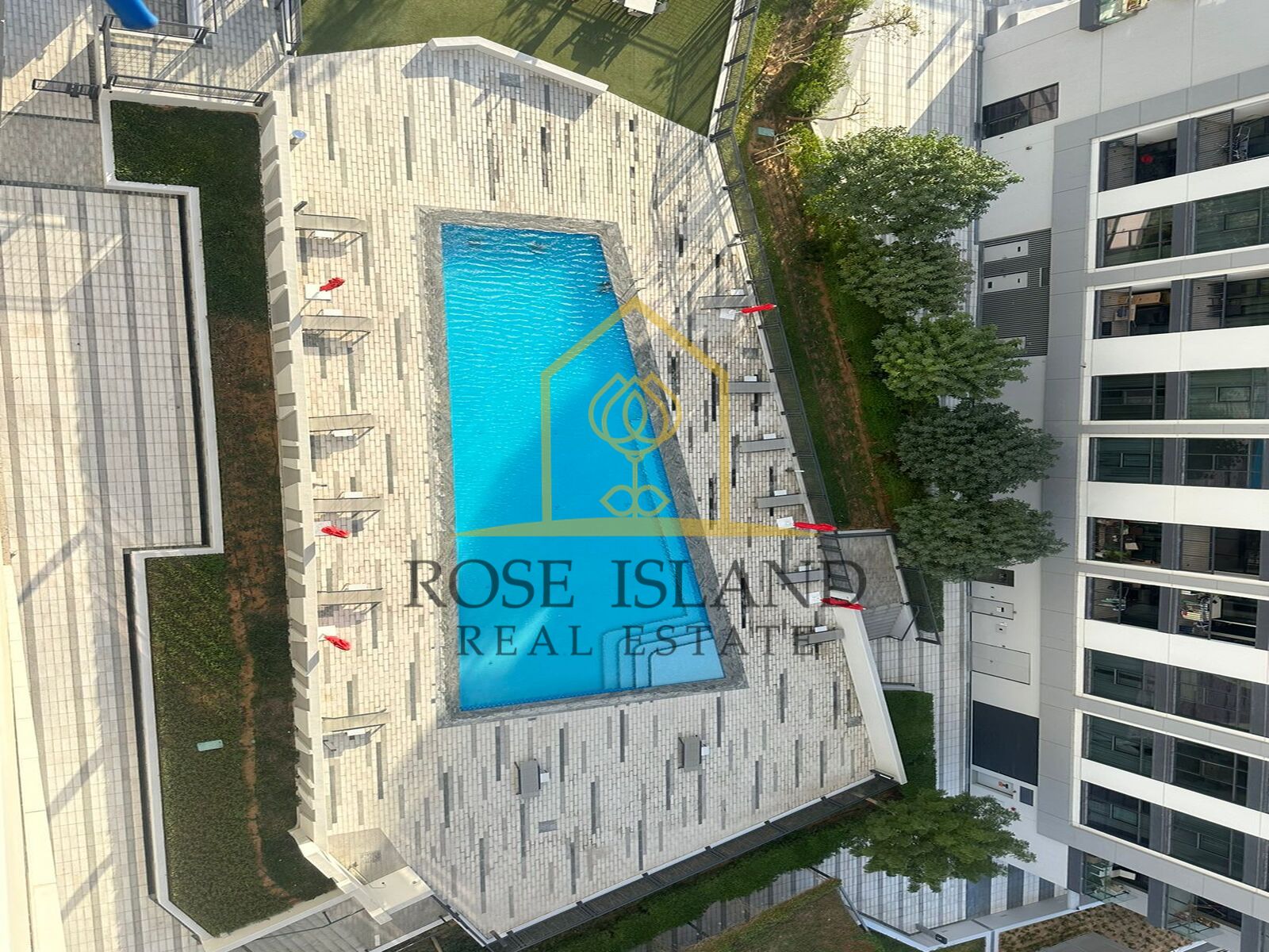 Fascinating Unit|With Balcony|Prime Location