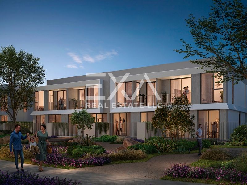 Single Row I Next to Park I 3BR+Maids TH
