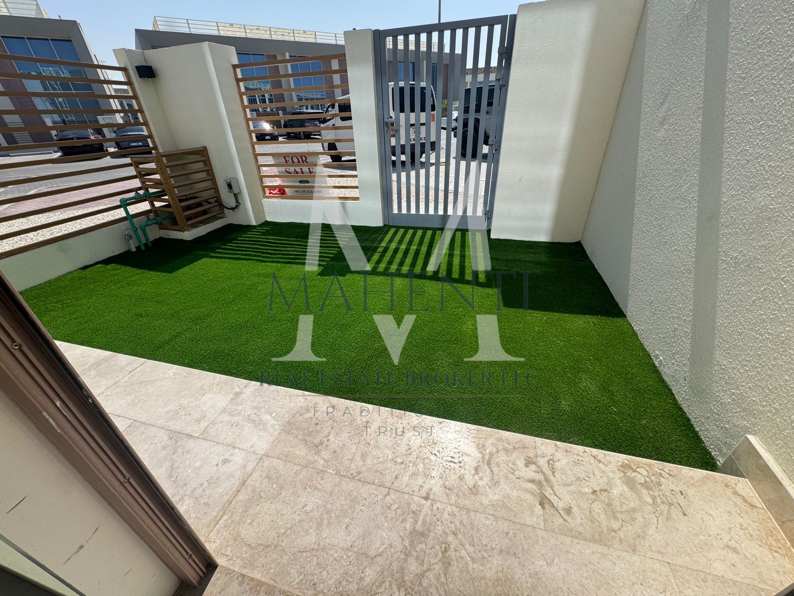 One-Bedroom Corner Villa for Rent