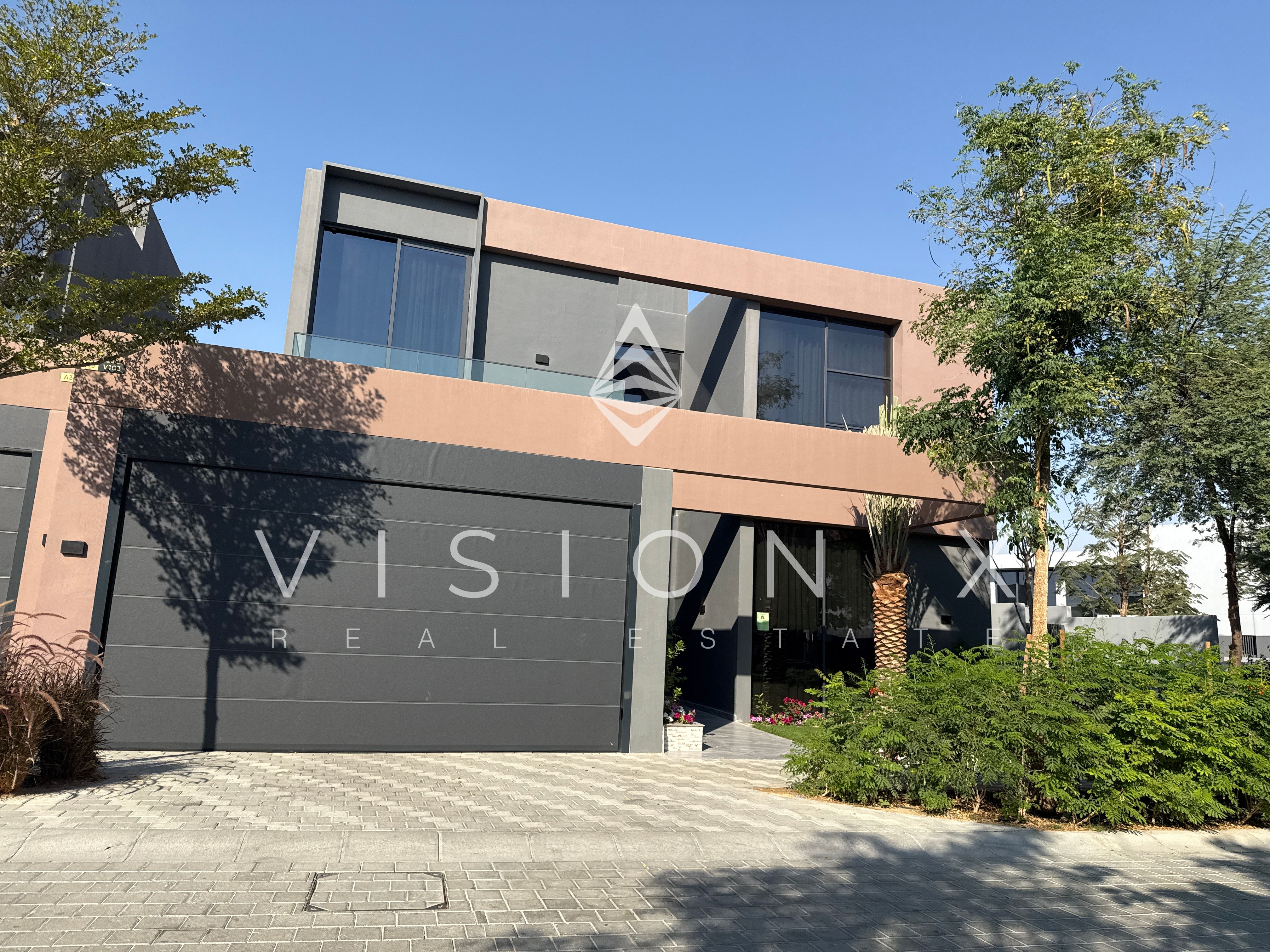 Close to Park & Cycling Track