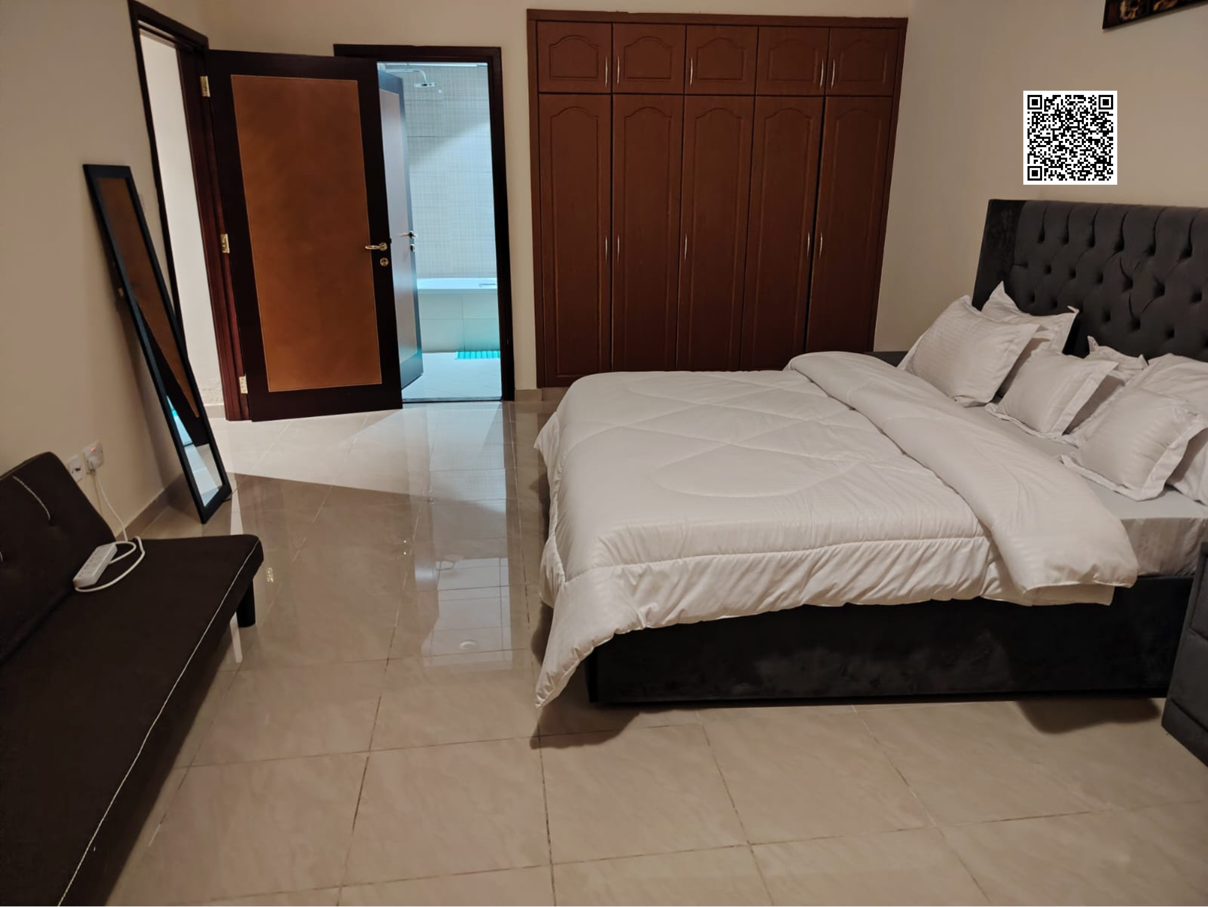 Charming 2 BR at Ajman Corniche Residences: Beachfront Bliss