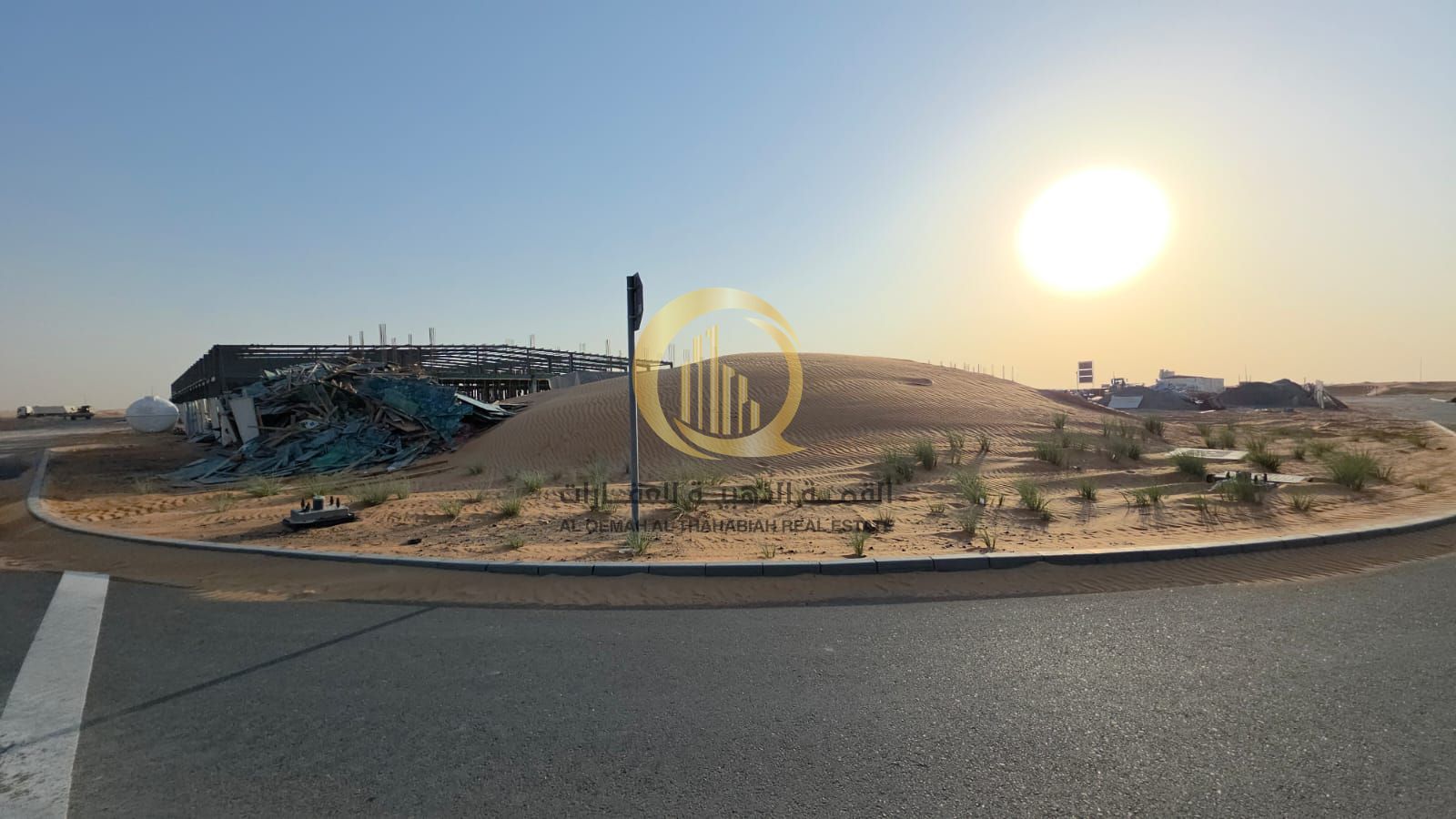 Al-Qasimiya, second stage, corner piece, price per square foot 139. The price was reduced for quick sale; it was asking 145.