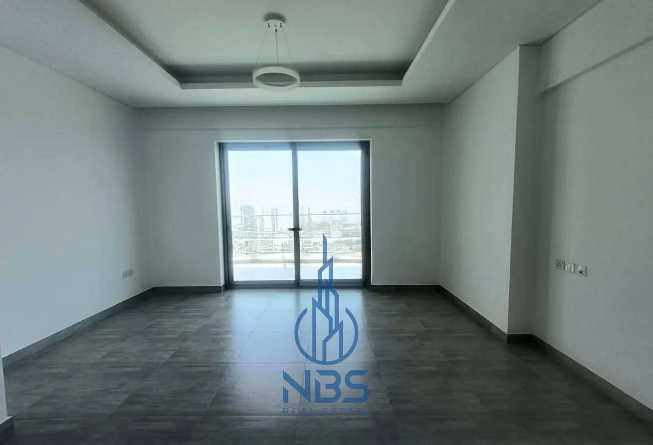 Unfurnished | Vacant | Spacious Layout