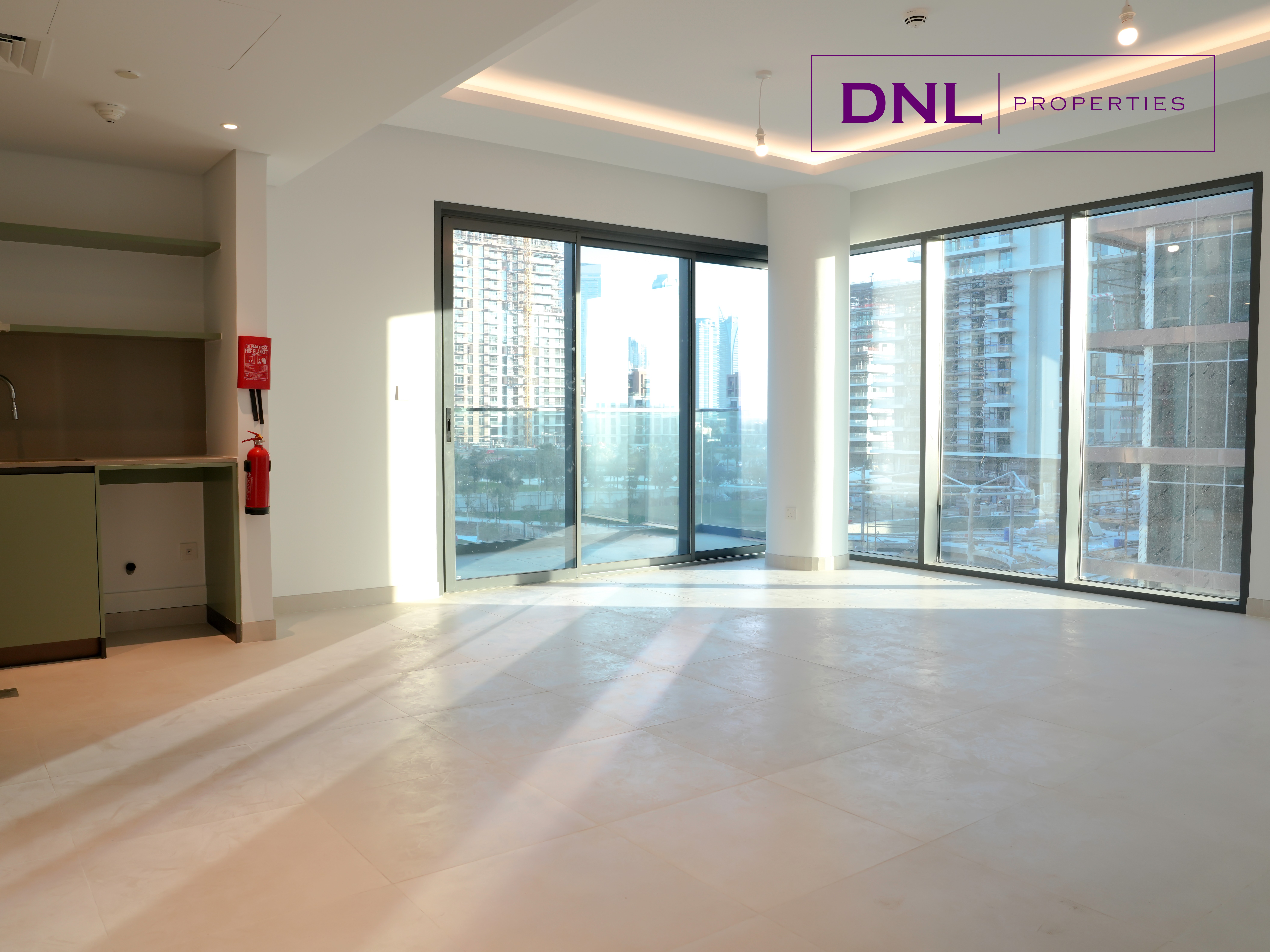 READY // BURJ AND PARK VIEW // CORNER