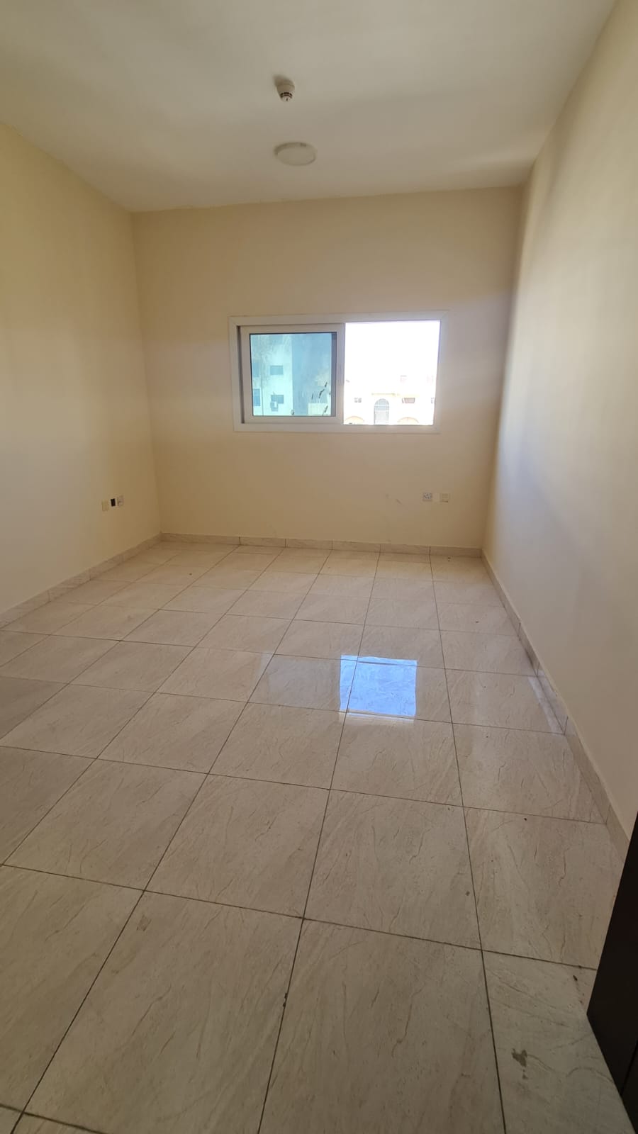 1 Bedroom Apartment in Al Nabaa Prime location close to all services Spacious apartment with a refined design