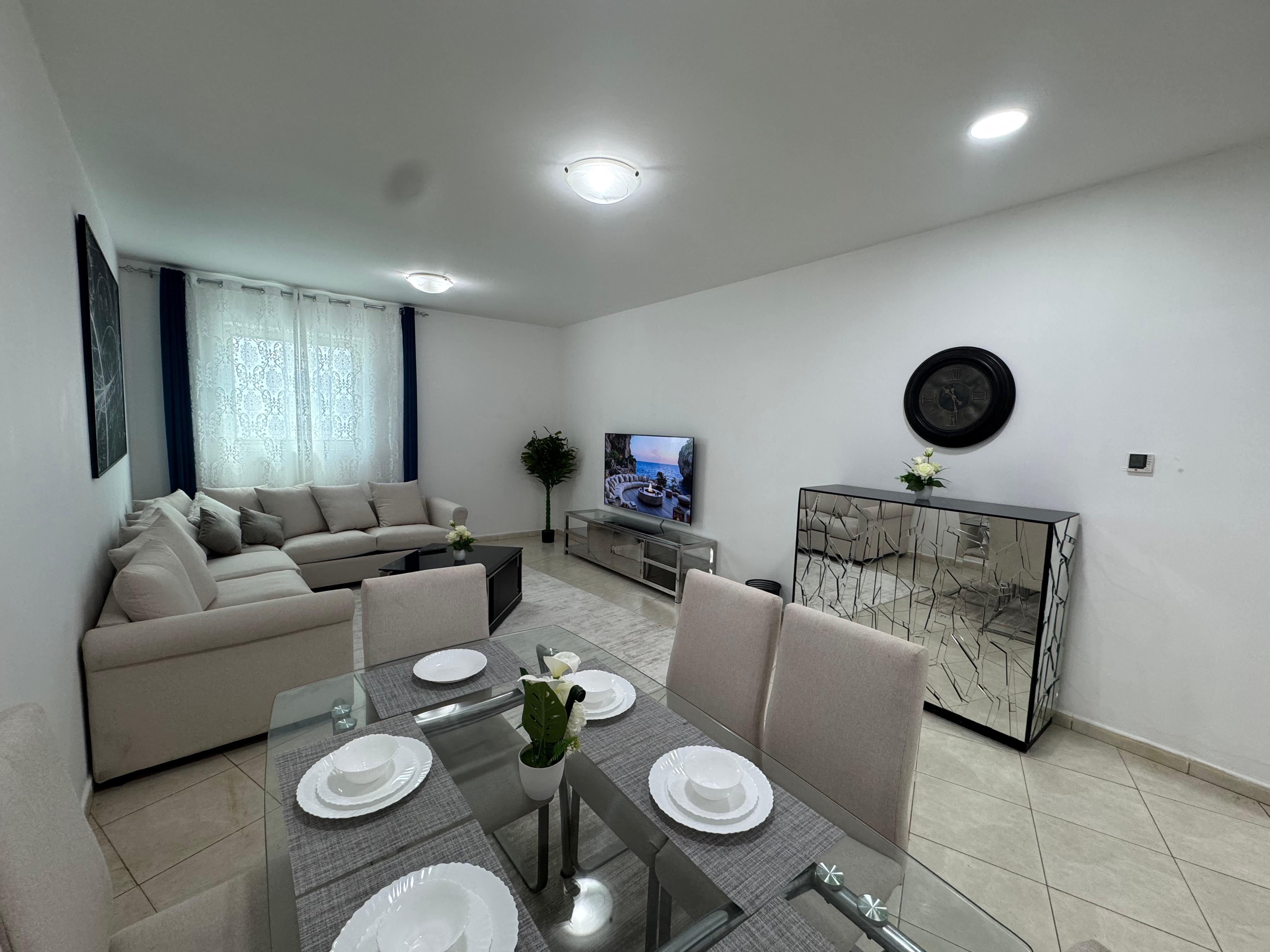 Two bedrooms and a living room for monthly rent in Ajman Corniche, among the cleanest apartments and with high-end hotel-style furnishings.
