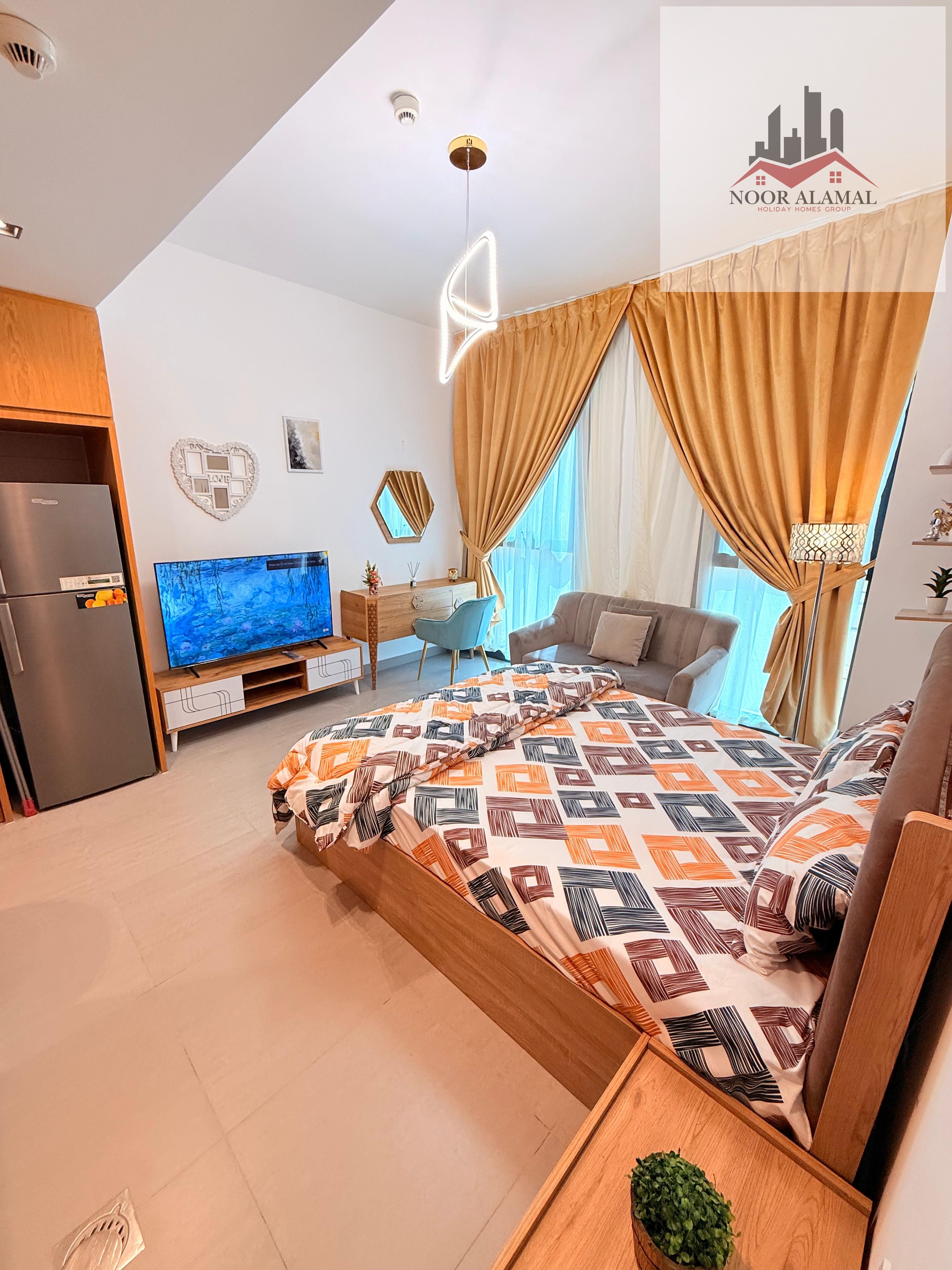 Sharjah, Al Mamsha Compound, large studio apartment with kitchen and bathroom