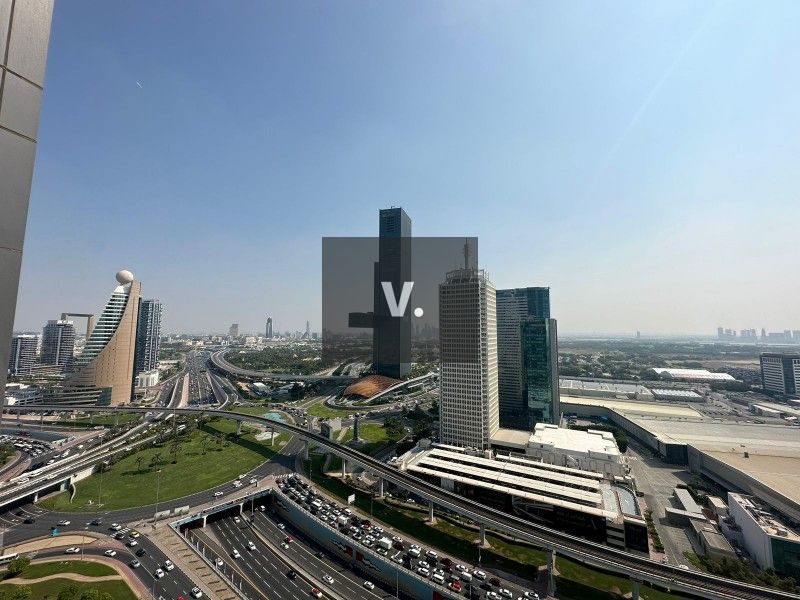 Big layout | City View | Close to Metro and One Central