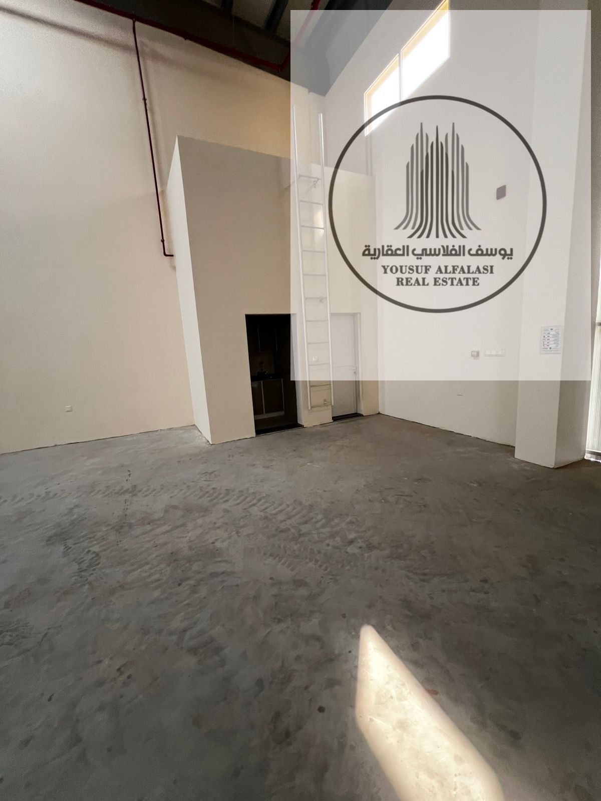 Premium Warehouse for Rent – Spacious and Fully Equipped