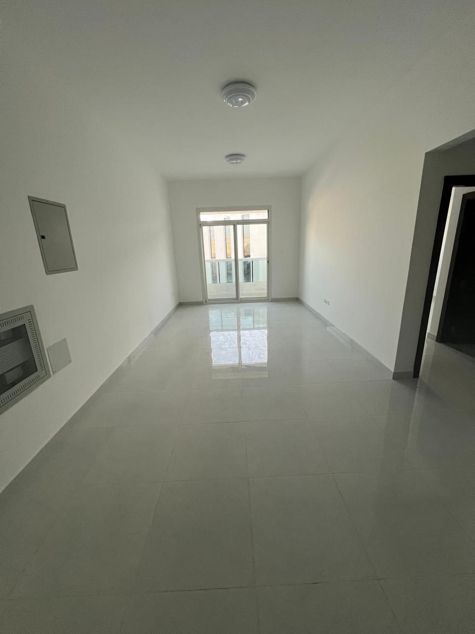 1BR+living | First tenant | 2 baths | Spacious | Luxury finishes | Modern comfy design | Prime near all services