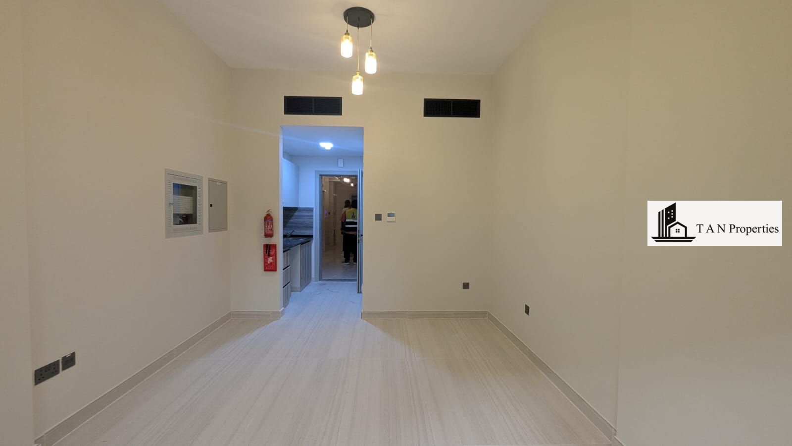 BRAND NEW STUDIO || READY TO MOVE || NEAR METRO