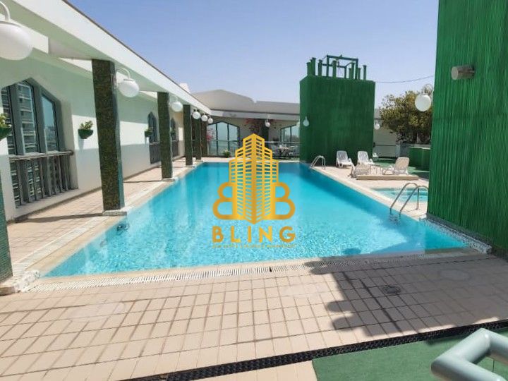 Alluring 3BHK With Maid Room & Built-In Cupboards