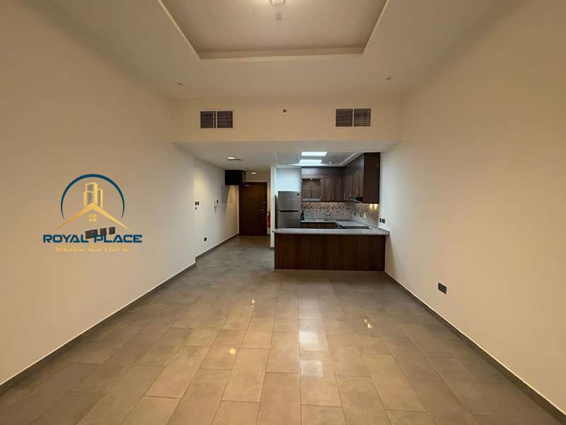 Chiller-Free| Vacant Soon | Marina Living | Bright