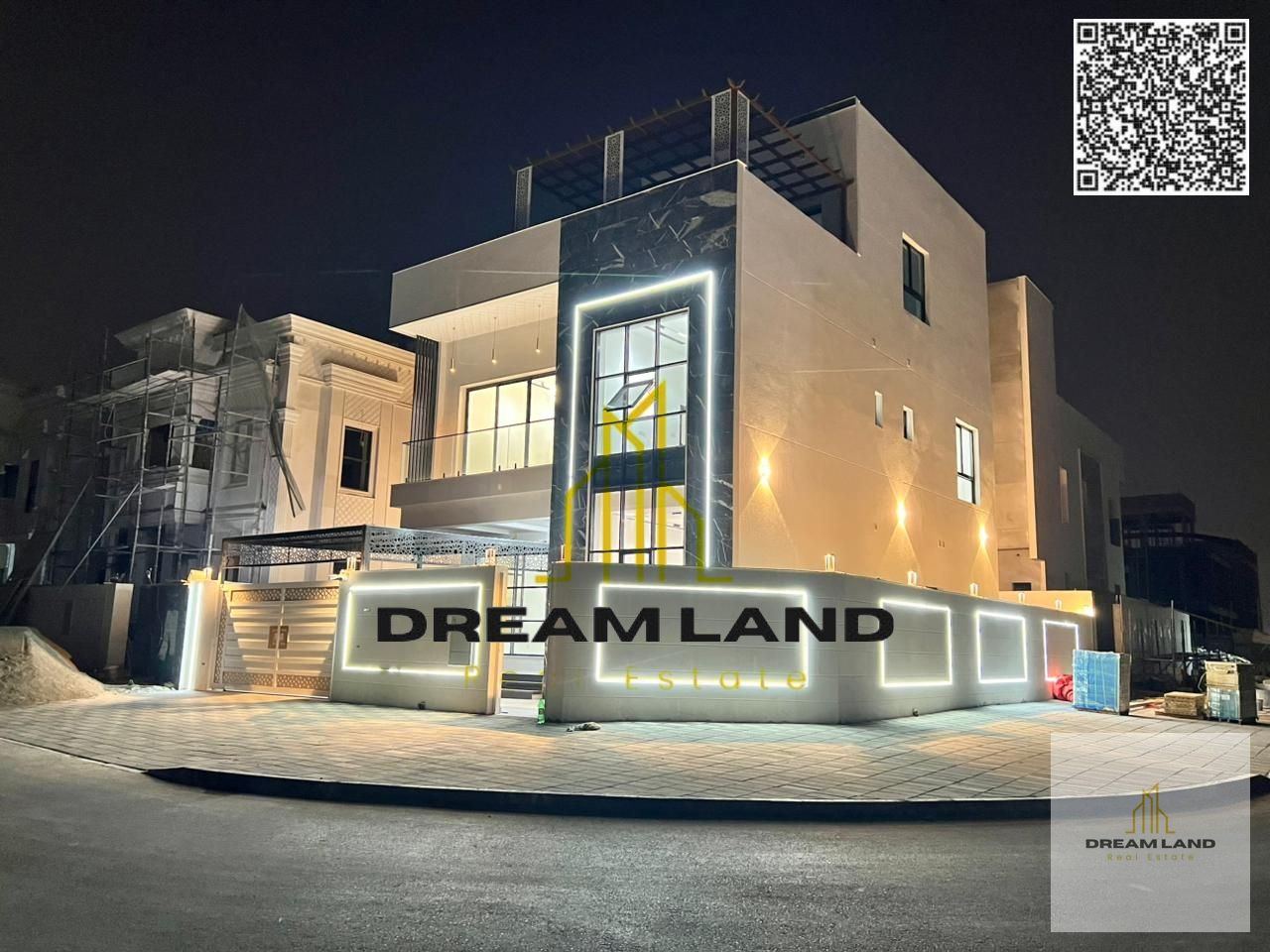 Own a corner villa (with electricity, water, air conditioning, and registration fees) with 7 master bedrooms, two floors, and a rooftop terrace.