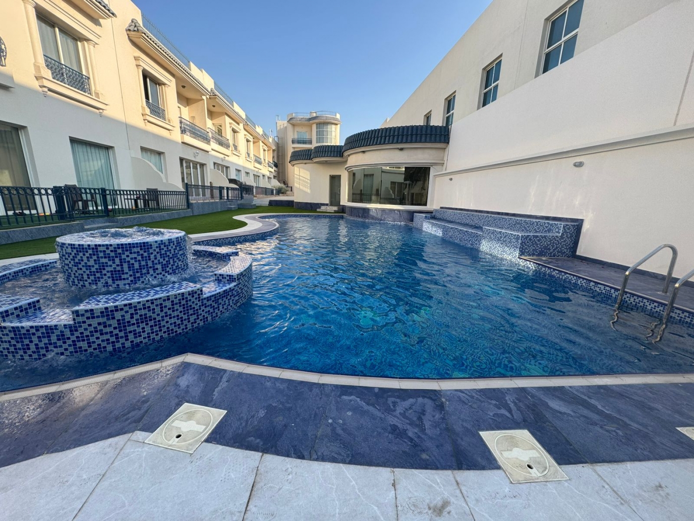 6BR VILLA | POOL | GARDEN | COVERED PARKING