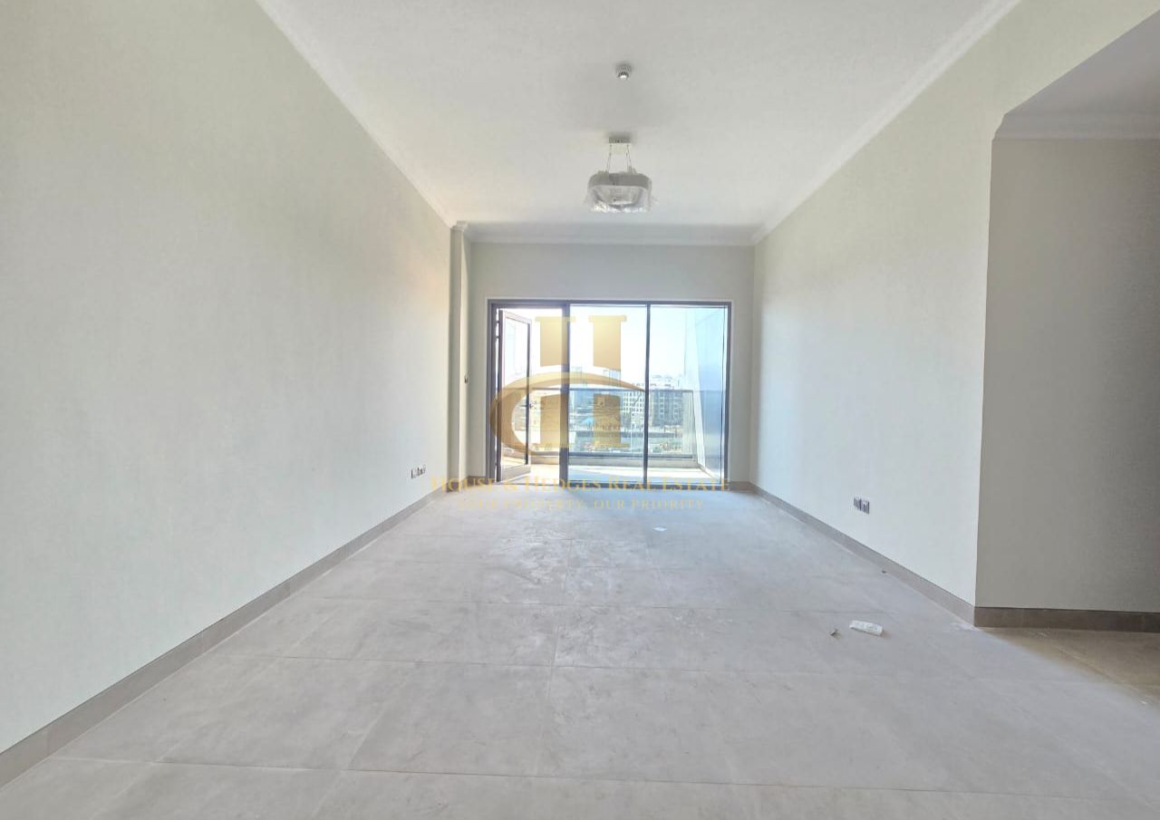 Brand New 2 BHK | Closed Kitchen + Laundry | Ready to Move