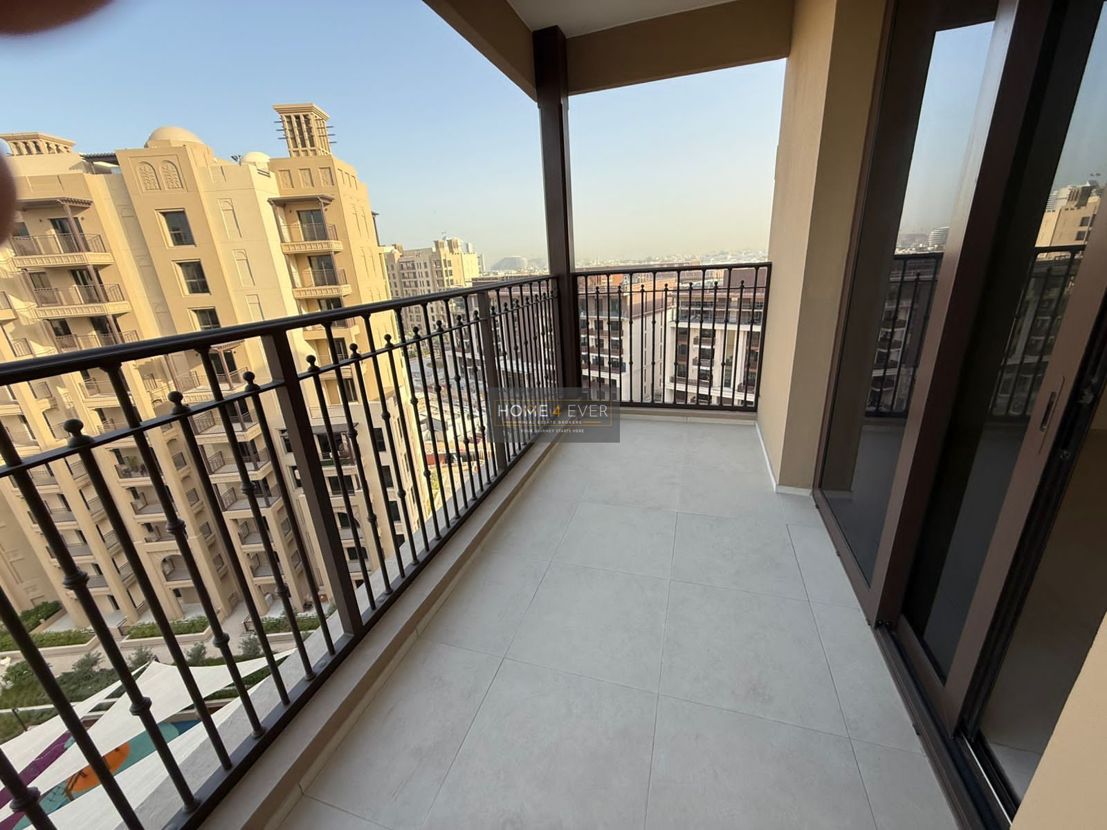 Exclusive | Vacant | Huge Size 2BHK