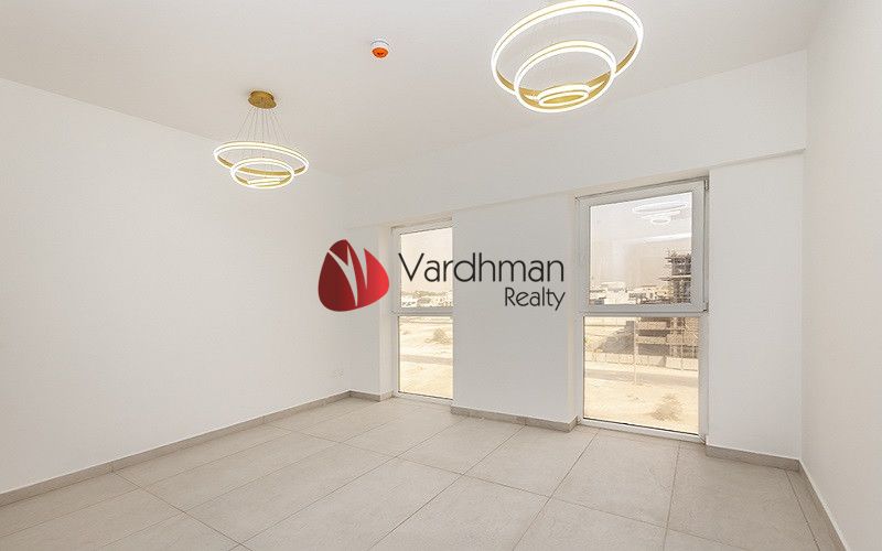 BRAND NEW | PRIME LOCATION | READY TO MOVE