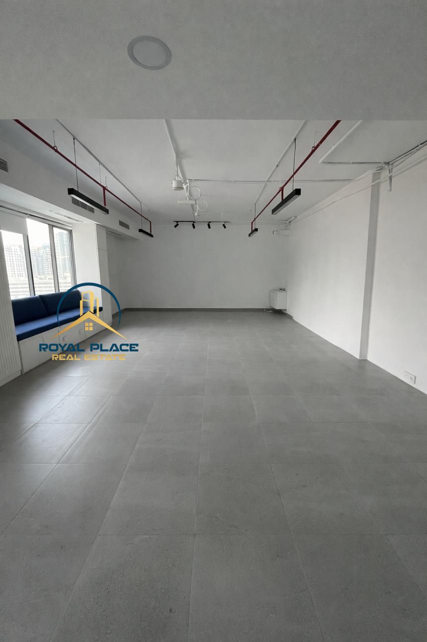 Bright Office | Ready to Move | Near Metro