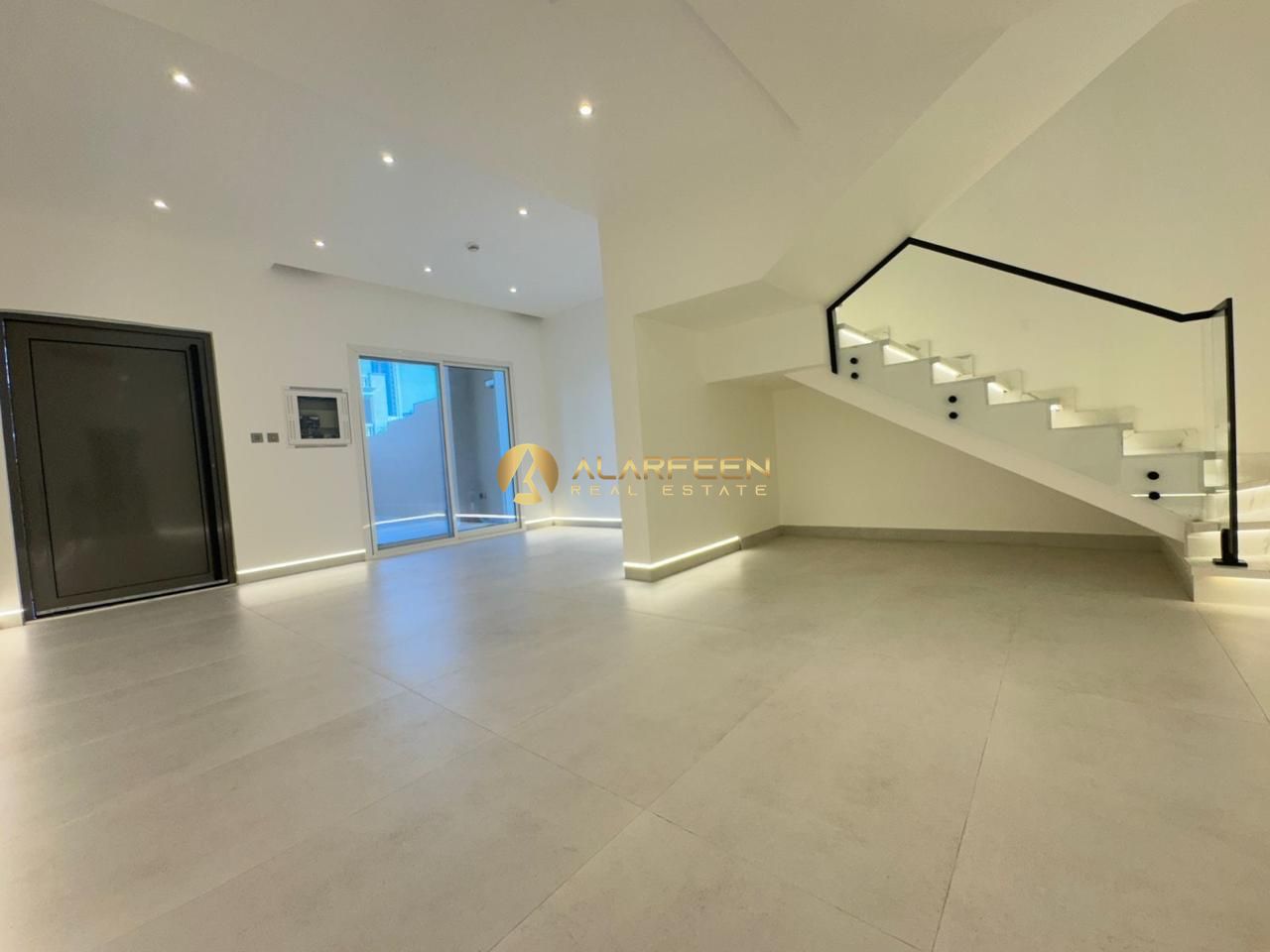 4BR+Maidroom | Spacious Villa | Community View