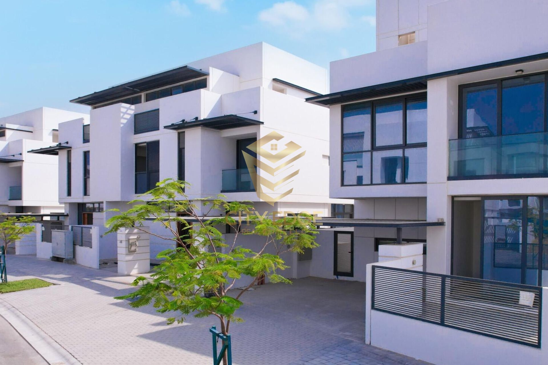 Direct On Beach | Golden Visa |READY|FREE HOLD