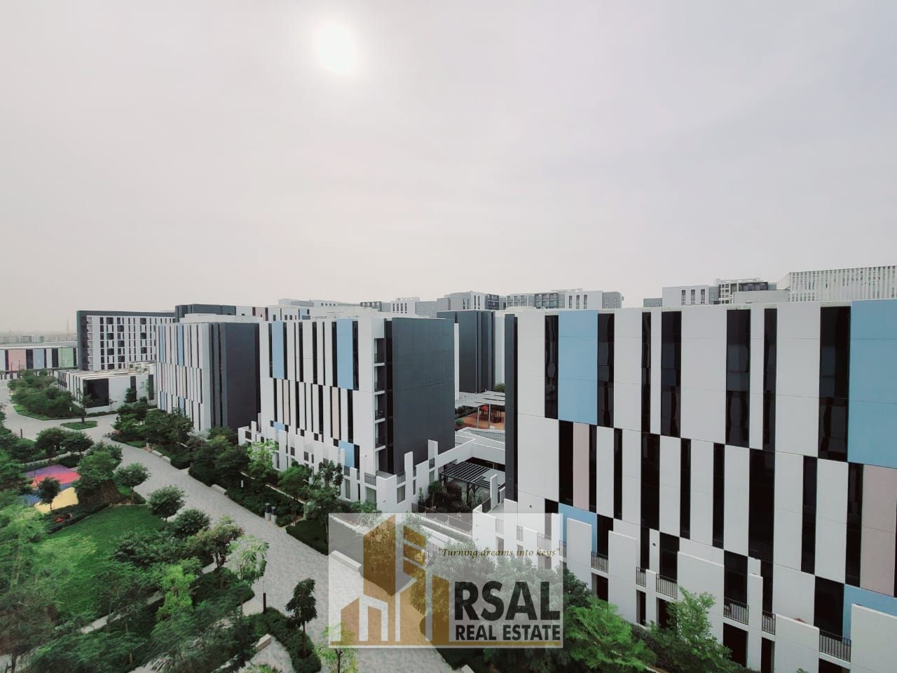 Luxurious spacious Studio Apartment with All Amenities
