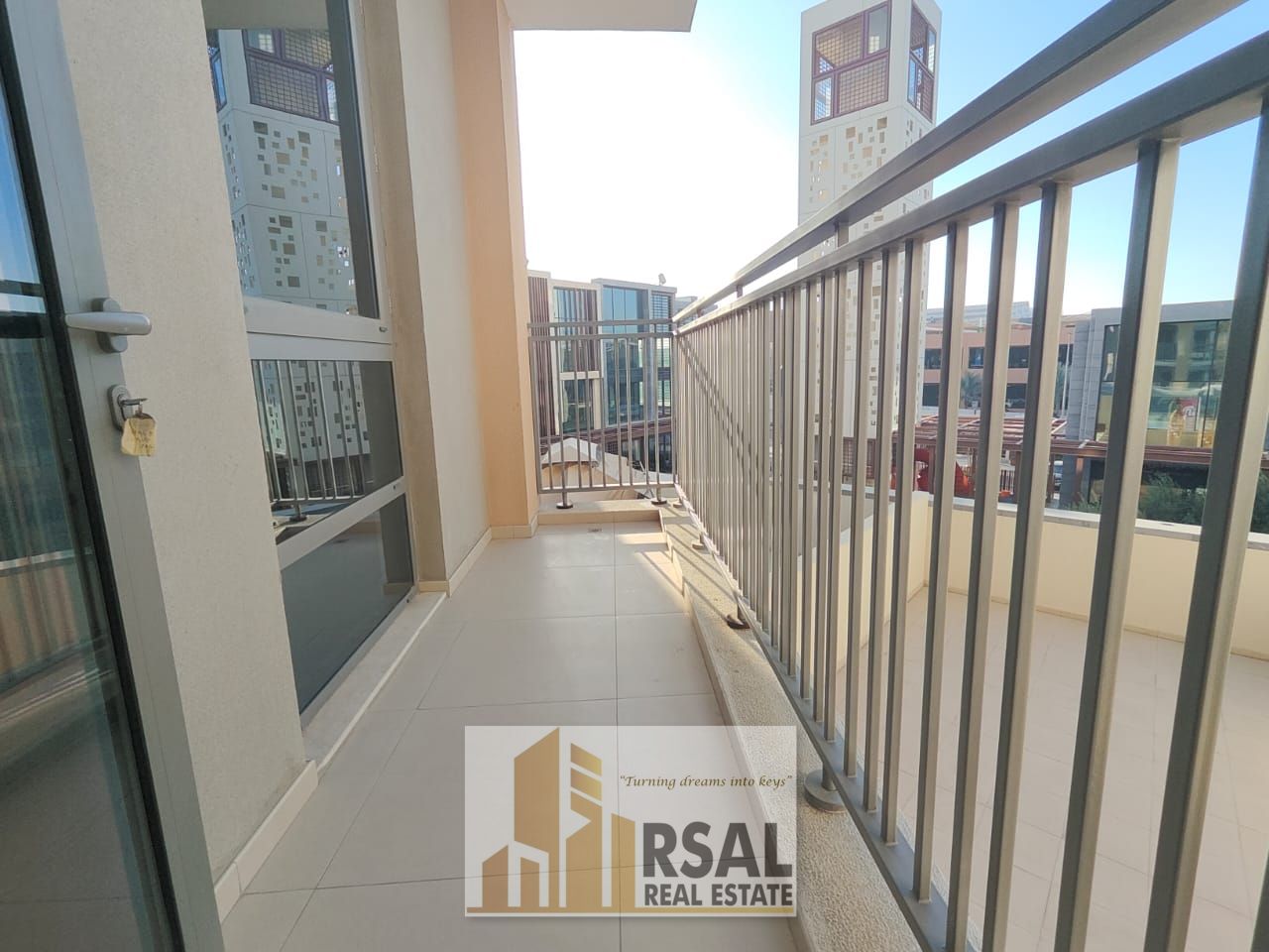 Luxurious spacious Brand new 1 Bedroom with close kitchen and balcony and All Amenities