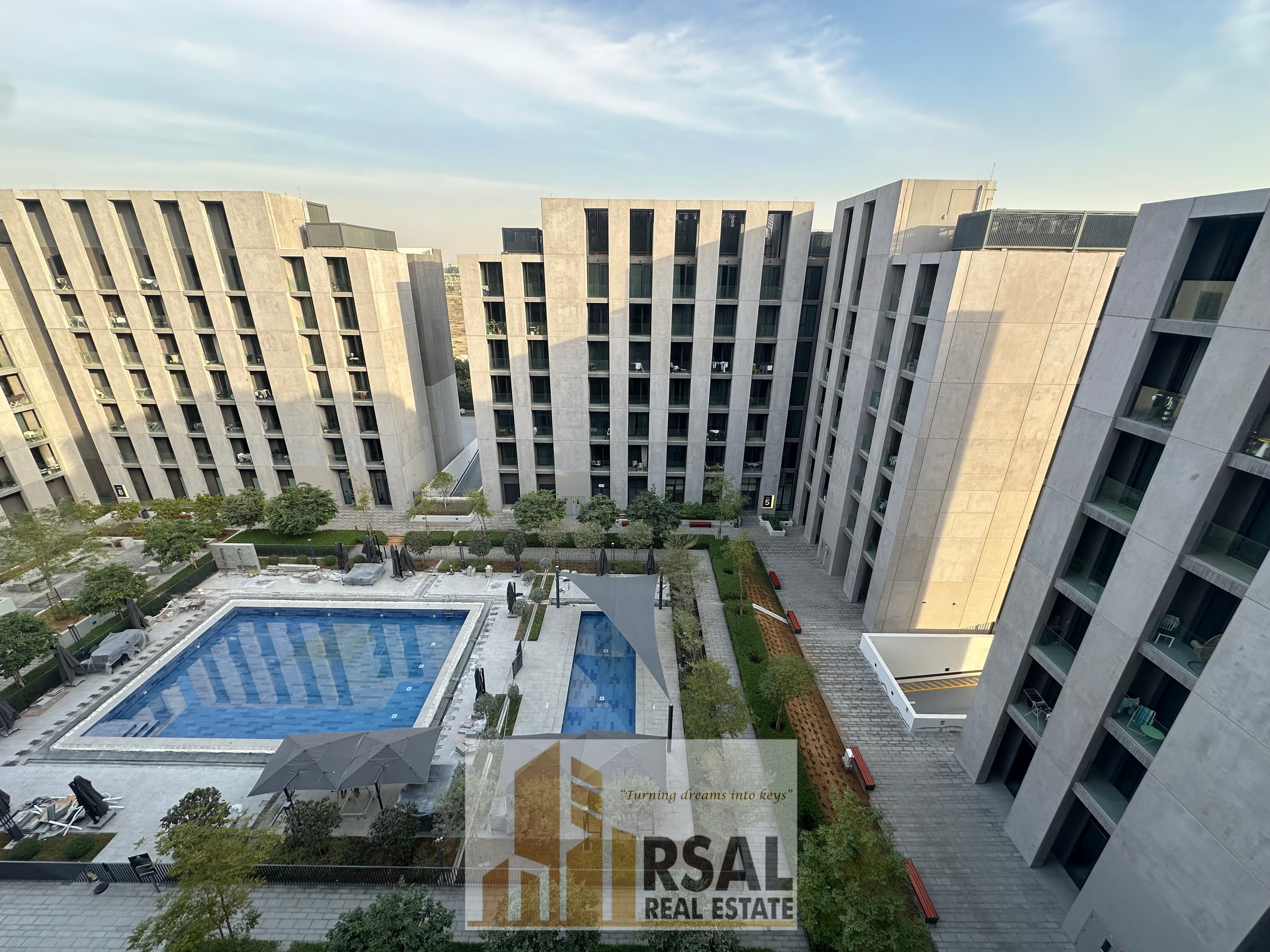 Luxurious Brand new 1 bedroom with balcony pool view and All Amenities