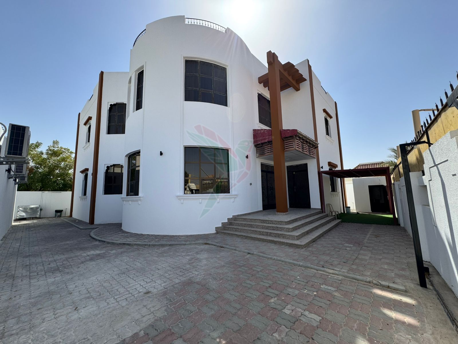 Independent Bright Villa Towayya 5 Master Bedrooms