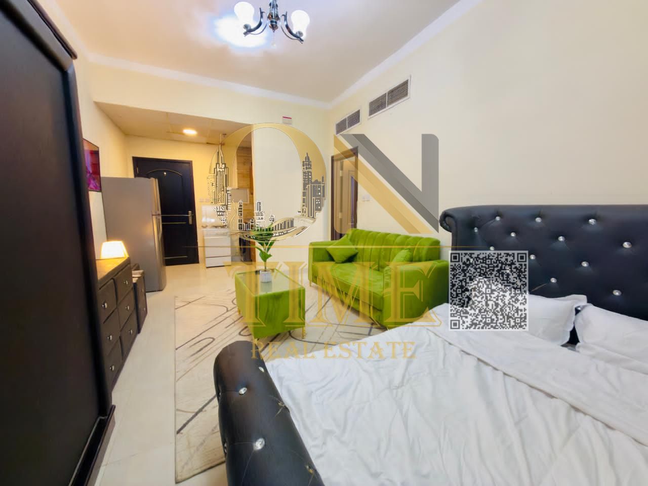 High-end furnishings - spacious areas - prime location - central air conditioning - close to amenities