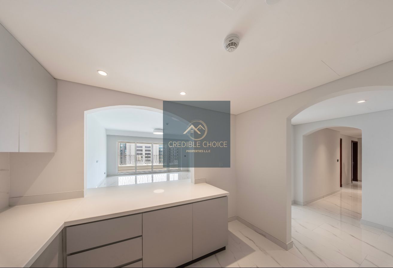 HIGHEST FLOOR | DECENT 3BR | BALCONY | 3BR + 3BATH
