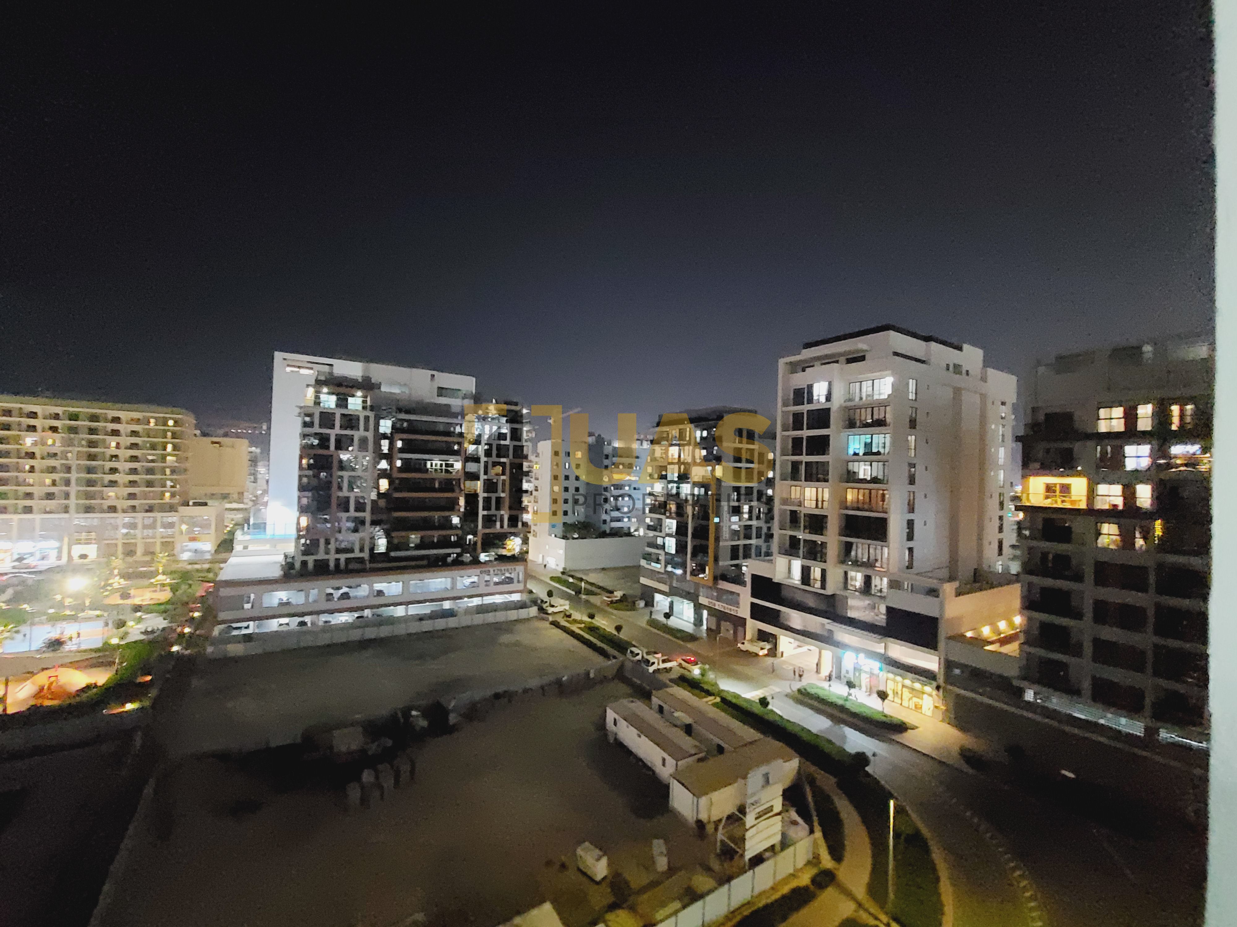 Chiller Free 2bhk/Kitchen Appliances/ Close to Metro & SZ
