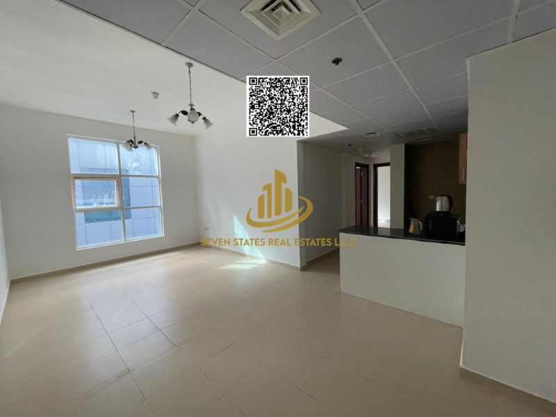 Luxury 2BR apartment for annual rent in City Tower, prime central location, elegant finishes, spacious layout, parking included, flexible payments