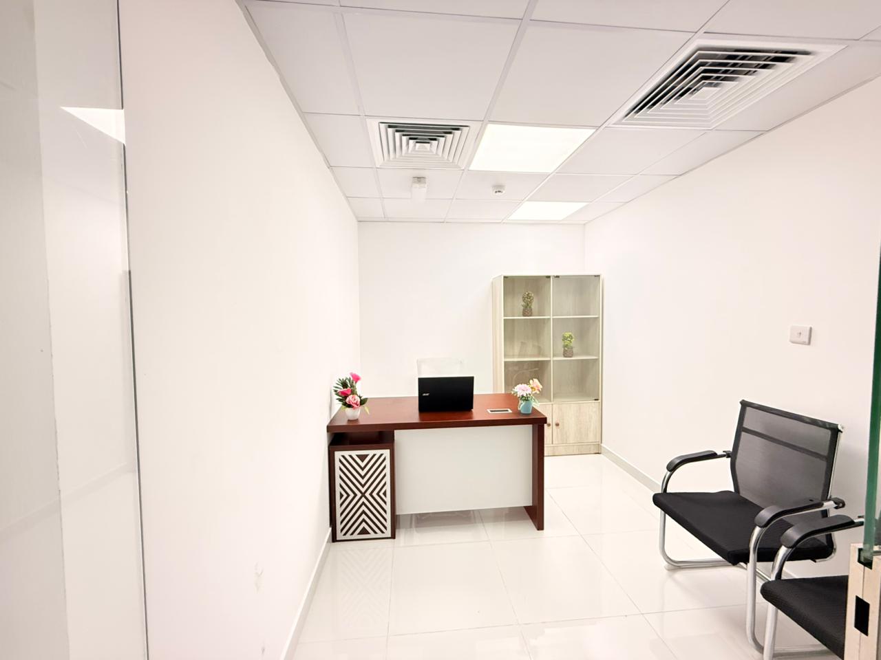 Offer For The Day! Fitted Office | Direct from Owner